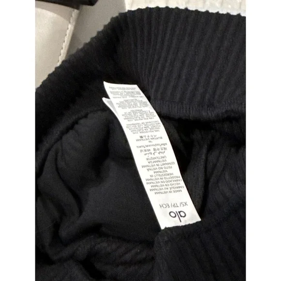 ALO Muse Wide Leg Pant‎  Black SIZE XS NWT - Picture 6 of 6